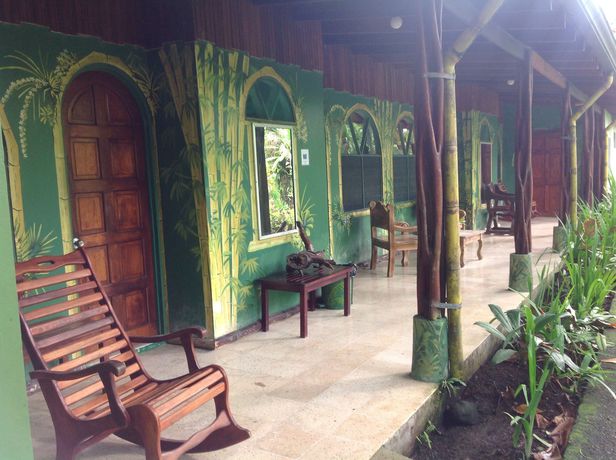 Imagen de los exteriores del Hotel Chosa Manglar Nature Retreat. Foto 9