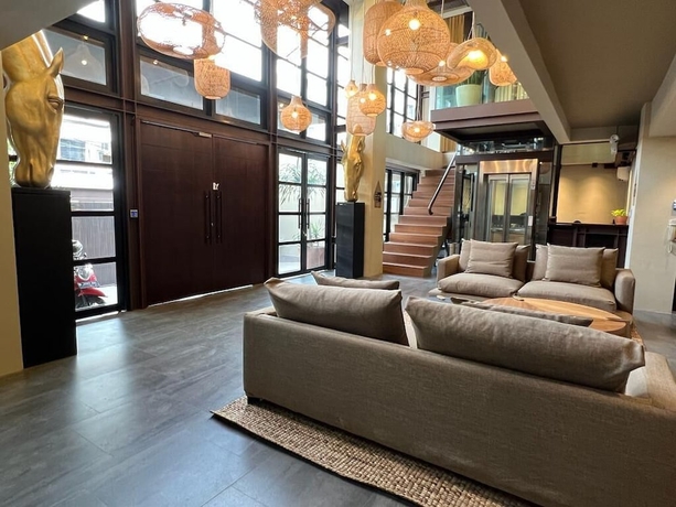 Imagen de los interiores del Hotel Choska Residence. Foto 16