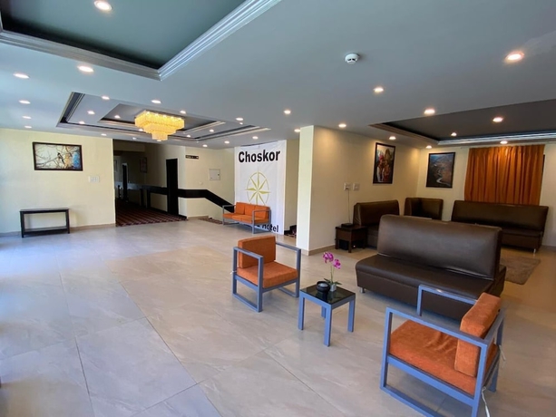 Imagen de los interiores del Hotel Choskor. Foto 16