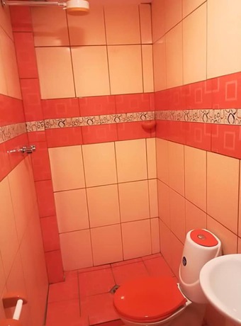 Imagen de la habitación del Hotel Chostel. Foto 14