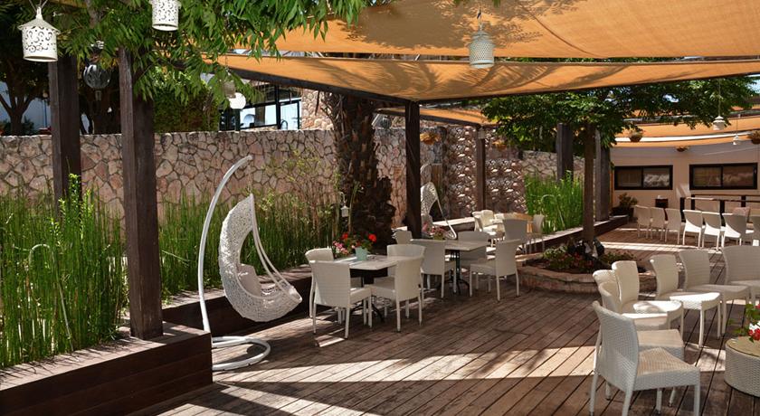 Imagen de los exteriores del Hotel C-hotel Neve Illan. Foto 7