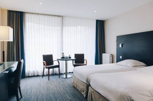 Imagen de la habitación del Hotel C-hotels Andromeda. Foto 6