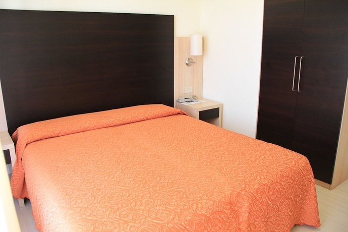 Imagen de la habitación del Hotel C-hotels International. Foto 5