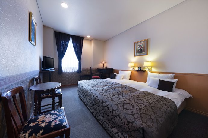Imagen de la habitación del Hotel Chres. Foto 4