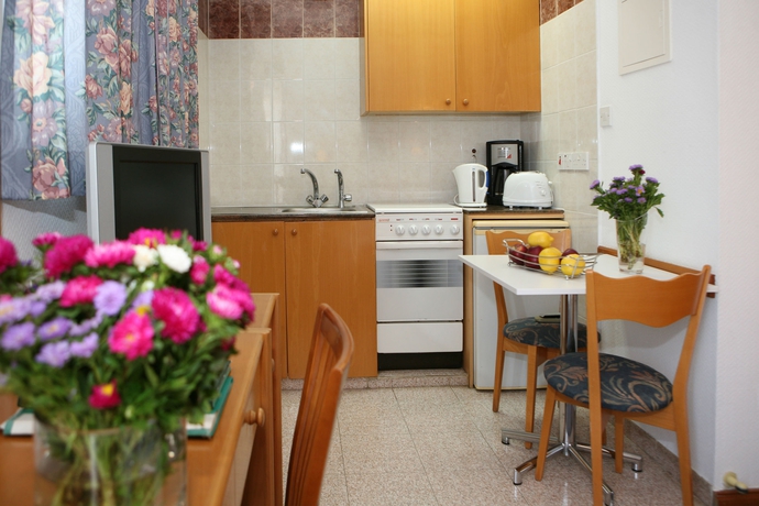 Imagen de la habitación del Hotel Chrielka Apartments. Foto 4