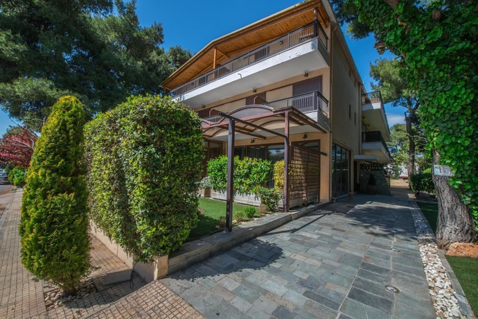 Imagen de los exteriores del Hotel Chris, Atenas. Foto 9