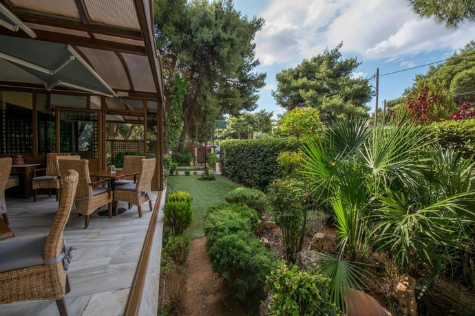 Imagen de los exteriores del Hotel Chris, Atenas. Foto 10