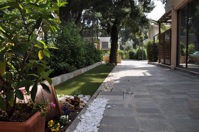 Imagen de los exteriores del Hotel Chris, Atenas. Foto 13