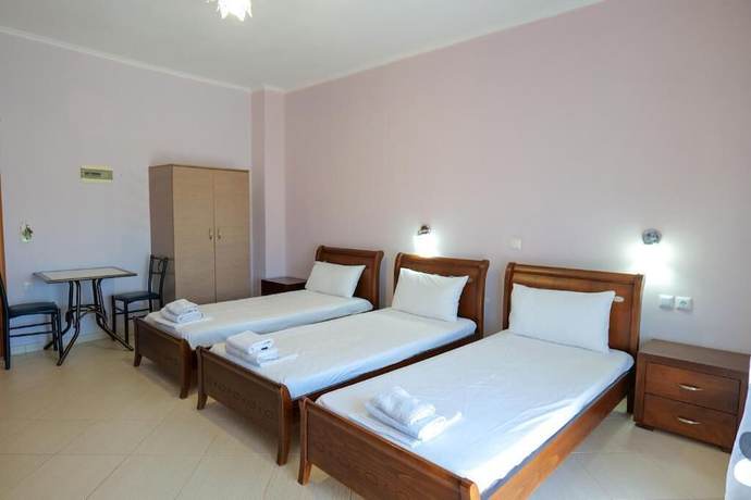 Imagen de la habitación del Hotel Chris, Ksamil. Foto 15