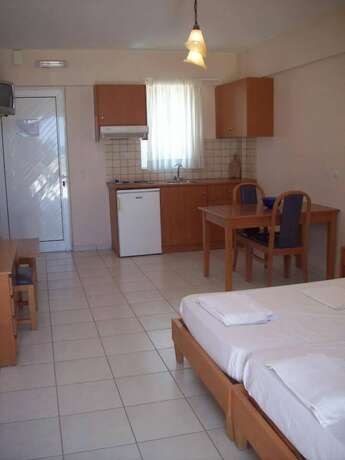 Imagen general del Hotel Chrisanna Apartments and Studios. Foto 3