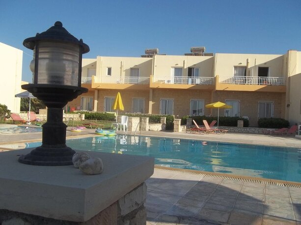 Imagen general del Hotel Chrisanna Apartments and Studios. Foto 17