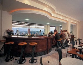 Imagen del bar/restaurante del Hotel Chrispy Village. Foto 2