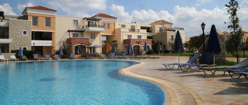 Imagen de la piscina del Hotel Chrispy Waterpark Resort. Foto 12