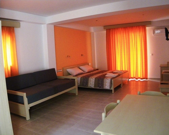 Imagen de los interiores del Hotel Christakis. Foto 12