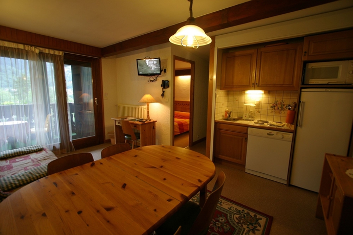 Imagen de la habitación del Hotel Chris-tal. Foto 4