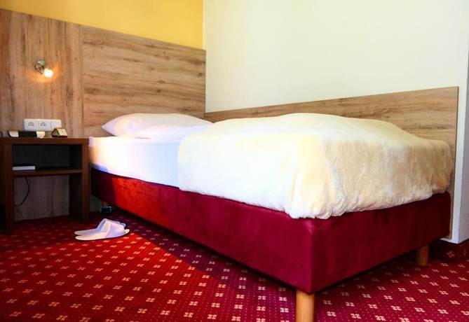 Imagen de la habitación del Hotel Christel. Foto 6