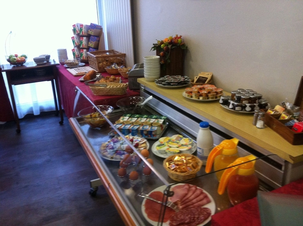 Imagen del bar/restaurante del Hotel Chris'tel. Foto 5