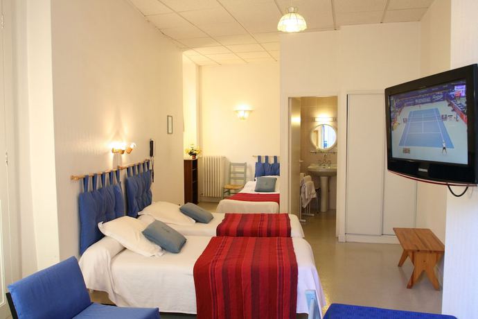 Imagen de la habitación del Hotel Christian, Cauterets. Foto 6