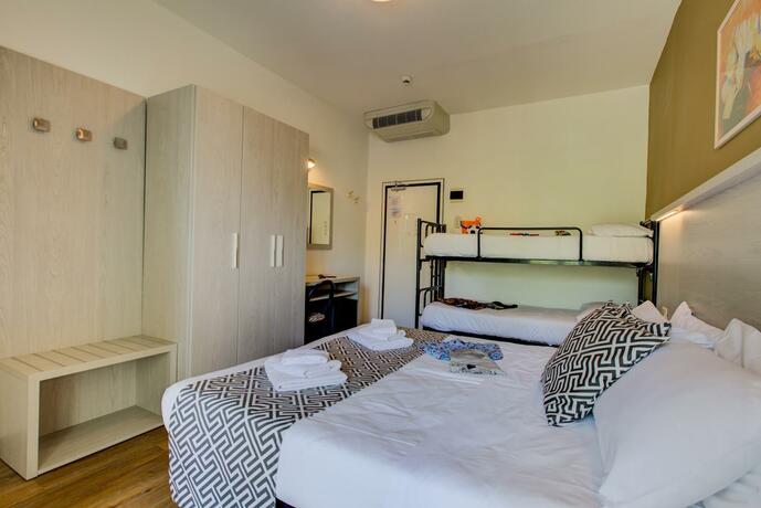 Imagen general del Hotel Christian Ideale Per Famiglie. Foto 33