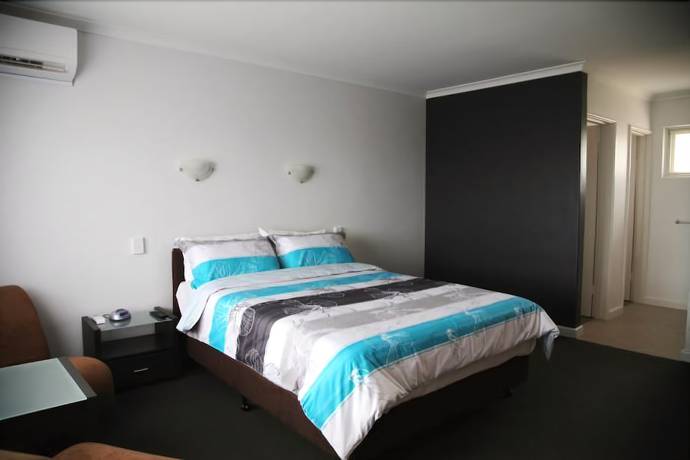 Imagen de la habitación del Hotel Christies Beach. Foto 10