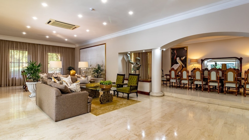 Imagen de los interiores del Hotel Christie\'s at 32 on Russell. Foto 14