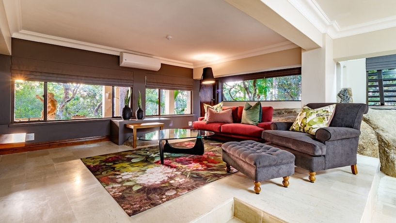 Imagen de los interiores del Hotel Christie\'s at 32 on Russell. Foto 17