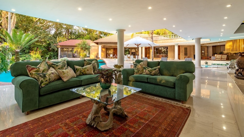 Imagen de los interiores del Hotel Christie\'s at 32 on Russell. Foto 18