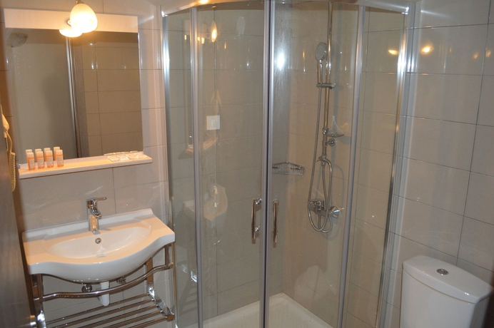 Imagen de la habitación del Hotel Christina Beach. Foto 11