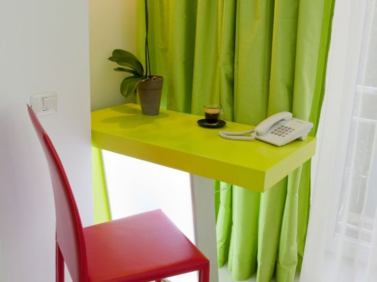 Imagen de los interiores del Hotel Christina, Bucarest. Foto 14