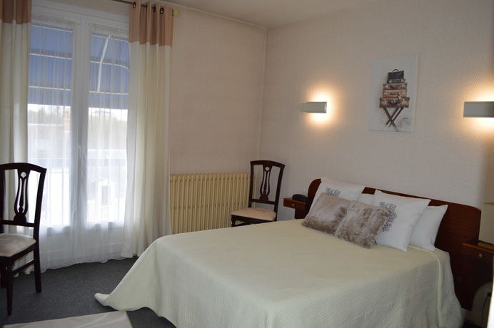 Imagen de la habitación del Hotel Christina, CHATEAUROUX. Foto 5