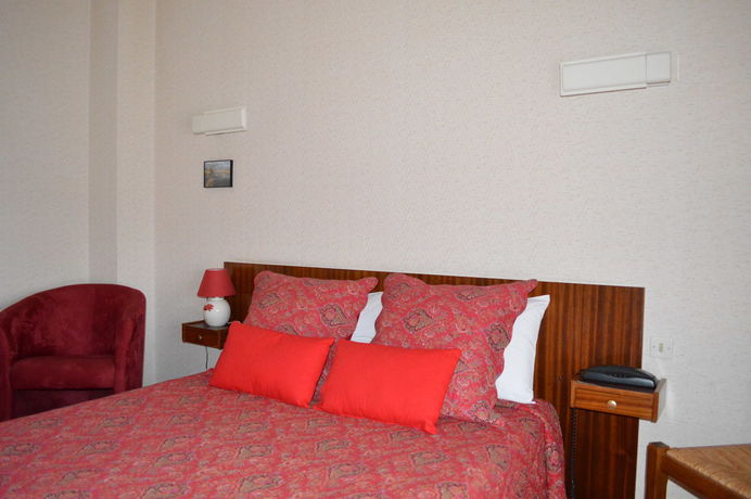 Imagen general del Hotel Christina, CHATEAUROUX. Foto 1