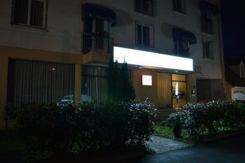 Imagen de la habitación del Hotel Christina, CHATEAUROUX. Foto 10