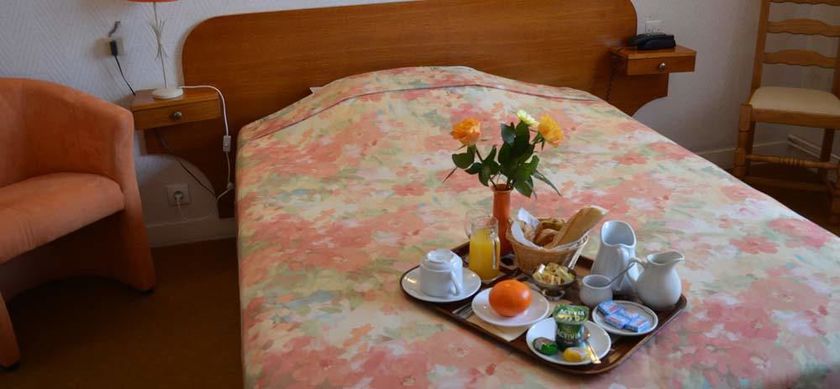 Imagen de la habitación del Hotel Christina, CHATEAUROUX. Foto 14