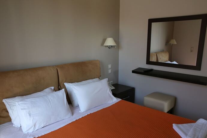 Imagen general del Hotel Christina Studios. Foto 3