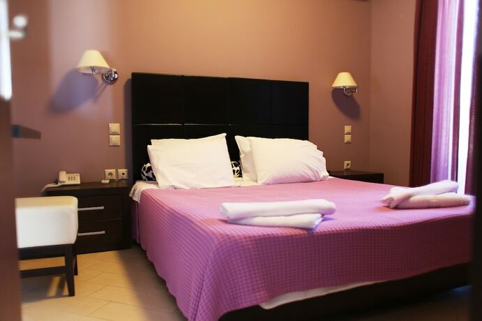 Imagen general del Hotel Christina Studios. Foto 9