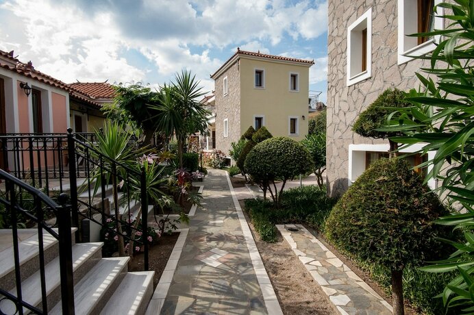 Imagen general del Hotel Christina\'s Garden. Foto 6