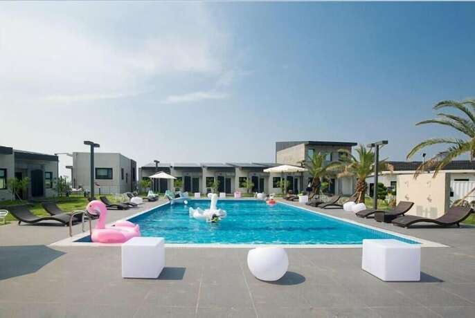 Imagen general del Hotel Christmas Resort. Foto 10