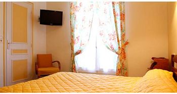 Imagen de la habitación del Hotel Christol. Foto 7