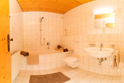 Imagen de la habitación del Hotel Christoph, NEUSTIFT IM STUBAITAL . Foto 7