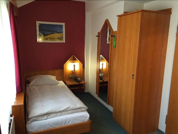 Imagen de la habitación del Hotel Christophe Colomb, Luxemburgo Ciudad. Foto 5