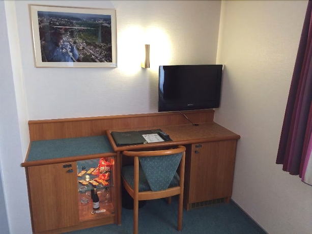 Imagen de la habitación del Hotel Christophe Colomb, Luxemburgo Ciudad. Foto 7