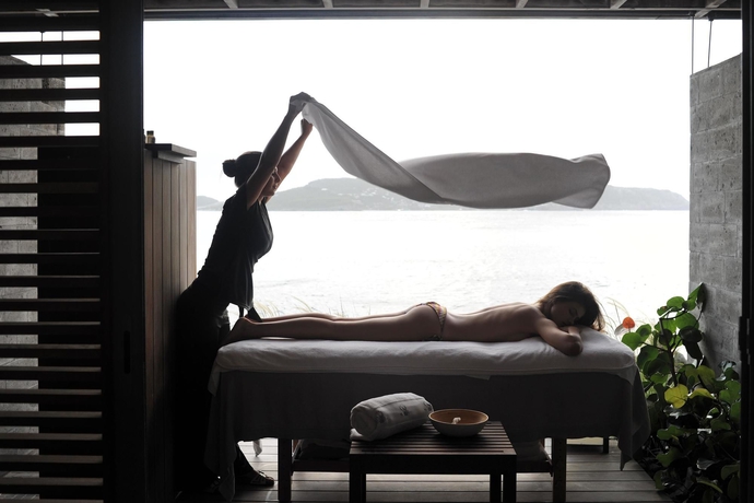 Imagen de la piscina del Hotel Christopher. Foto 14