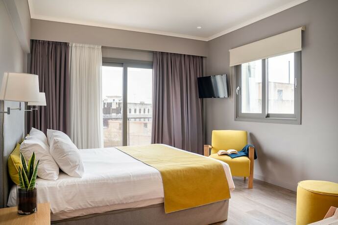 Imagen general del Hotel Chroma Fashion Rooms and Apartments. Foto 2