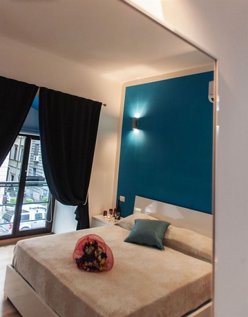 Imagen de la habitación del Hotel Chroma Octho. Foto 5