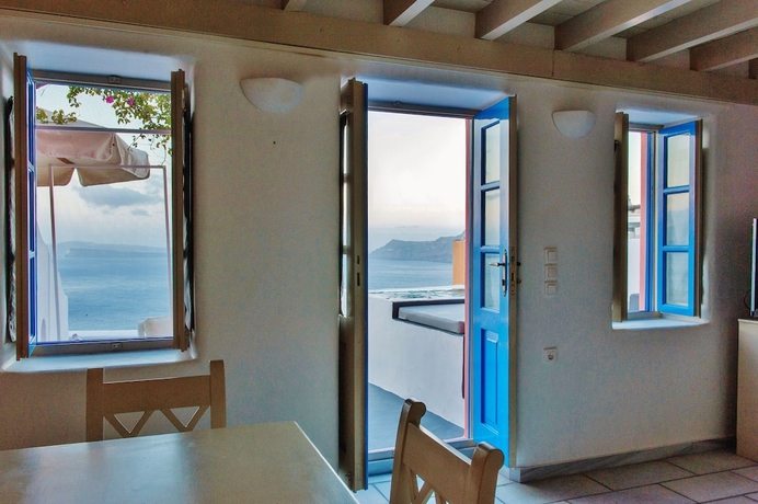 Imagen de la habitación del Hotel Chroma Suites. Foto 16