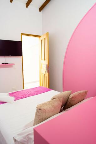 Imagen general del Hotel Chromatic. Foto 9