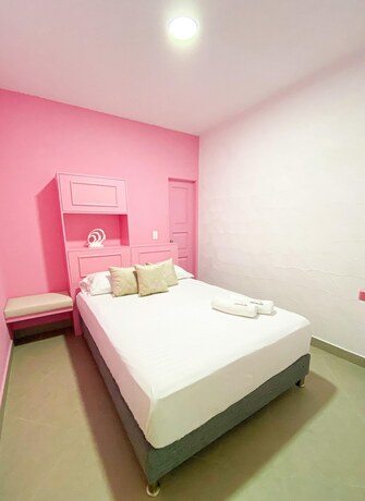 Imagen de la habitación del Hotel Chromatic. Foto 20