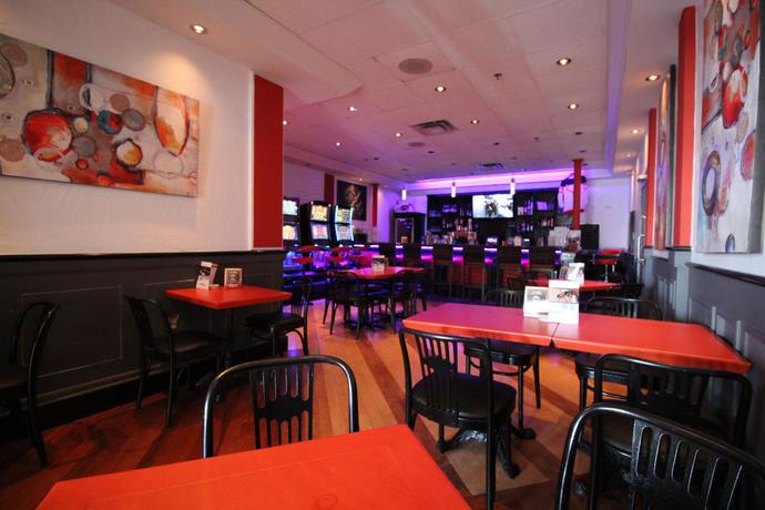 Imagen del bar/restaurante del Hotel Chrome Montreal Centre Ville. Foto 4