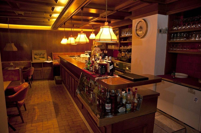 Imagen general del Hotel Chrys. Foto 5