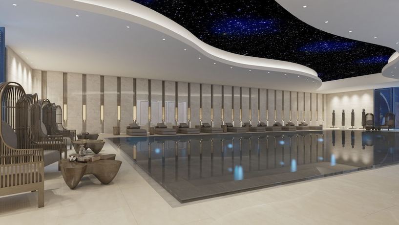 Imagen de la piscina del Hotel Chrysomare Beach and Resort. Foto 16